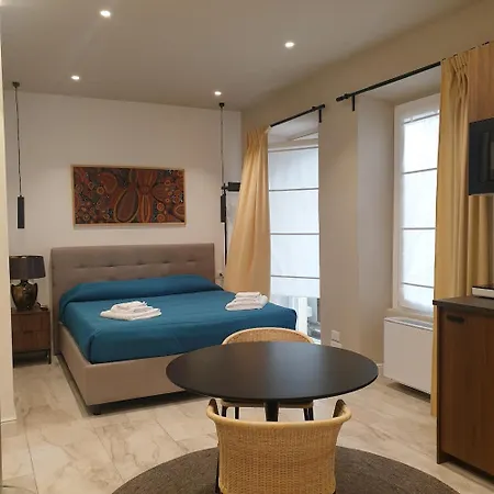 Elegante - Colosseo *